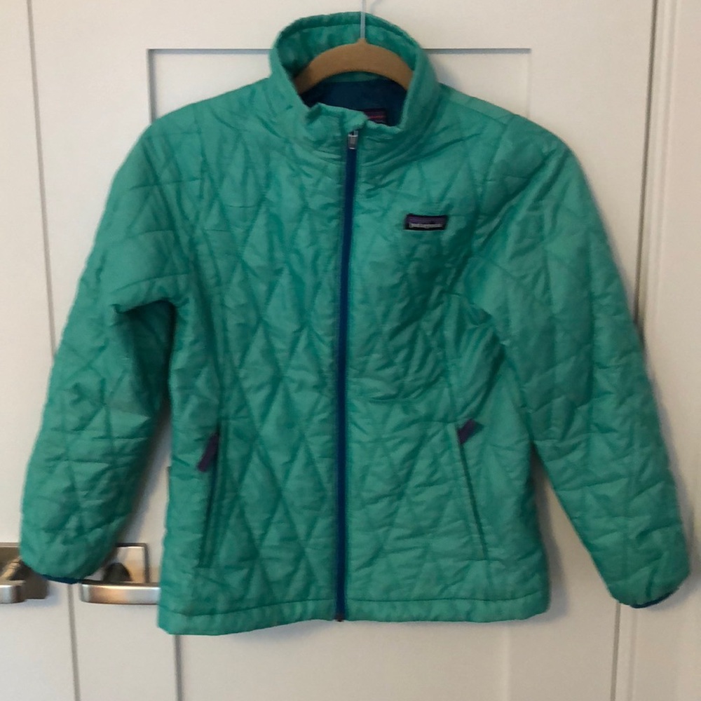 Patagonia Girls’ Nano Puff Jacket, size M (10)